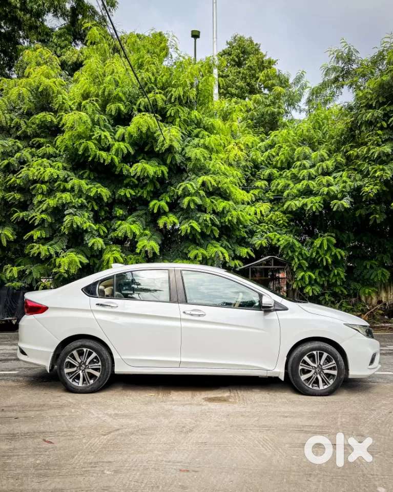 Honda City 1.5 V 4th Gen I-vtec Mt, 2017, Petrol