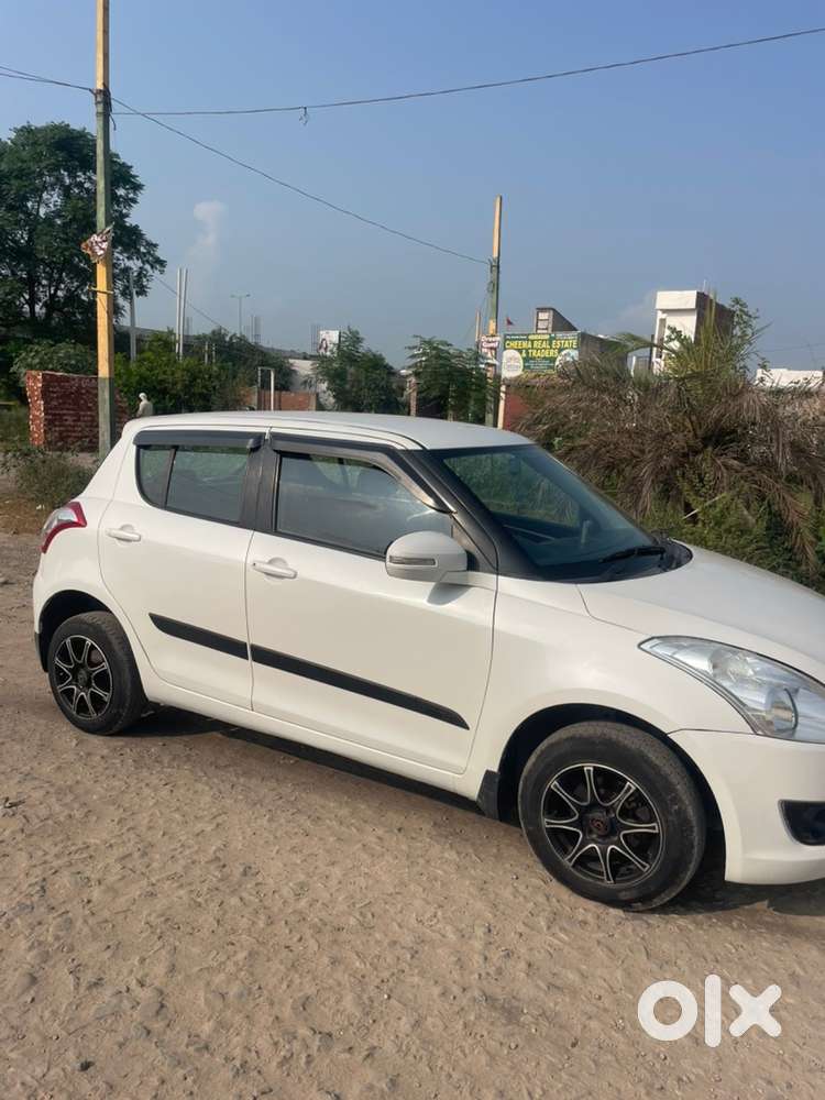 Maruti Swift Petrol Manual 2012