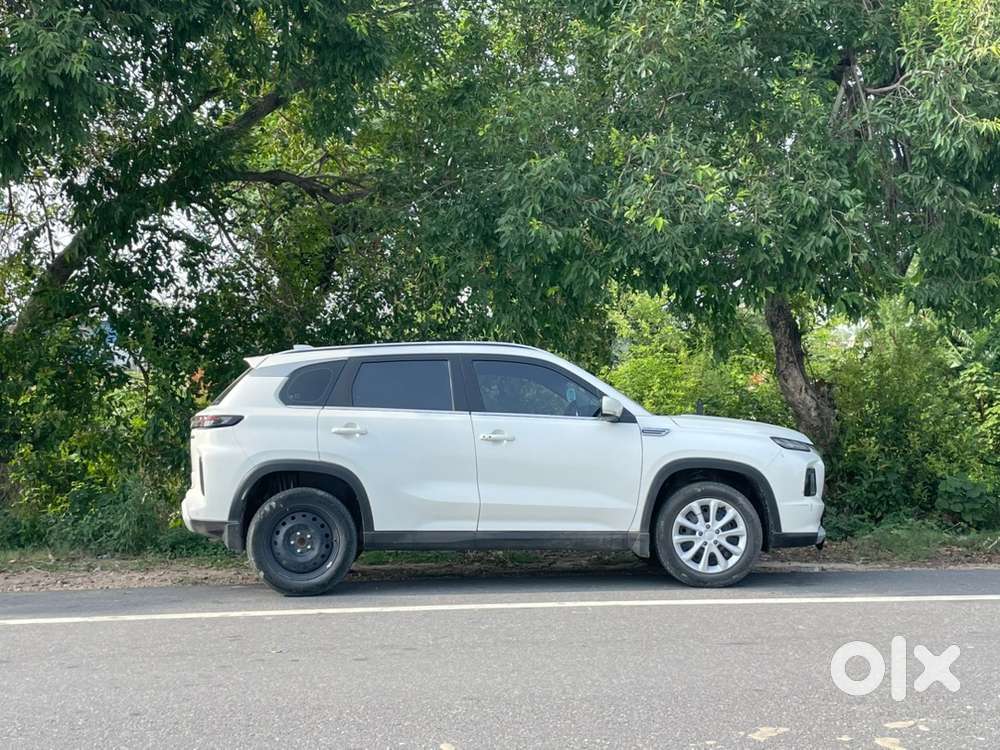 Maruti Suzuki Grand Vitara 2024 Petrol