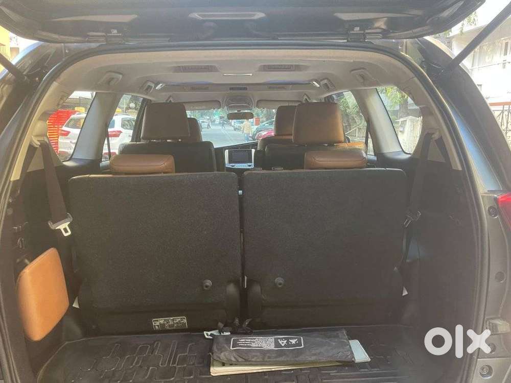 Toyota Innova Crysta 2.8z Automatic, 2018, Diesel