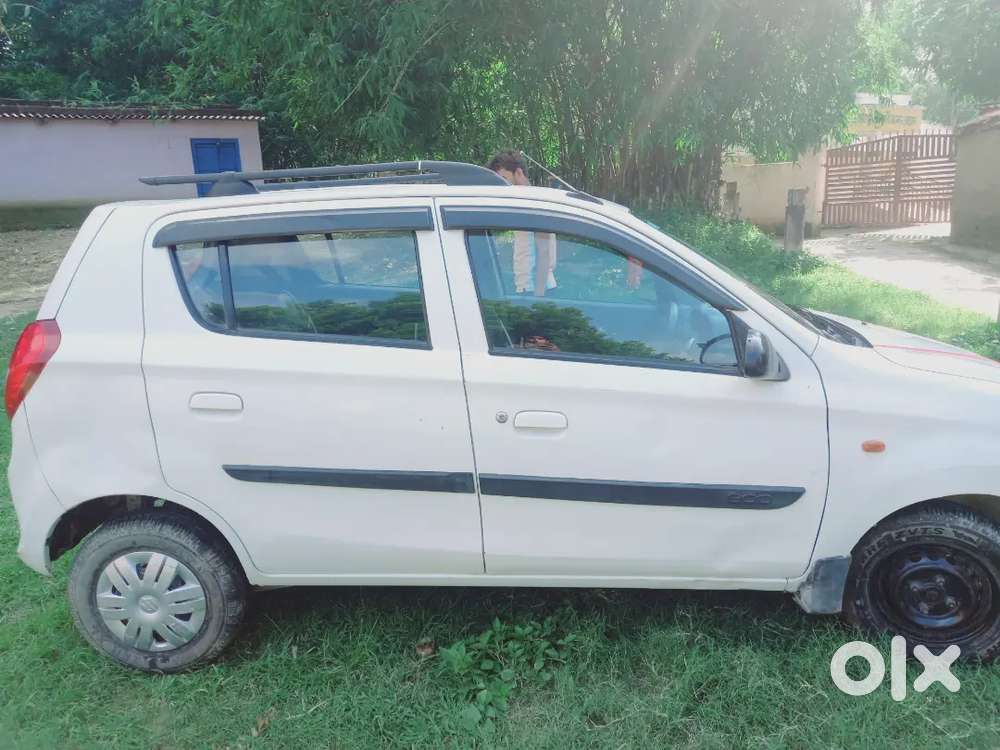 2015 Alto 800 Lxi • Only 13,000 Km • 2nd Owner • Petrol