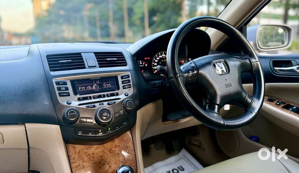 Honda Accord 2.4 Manual, 2004, Petrol