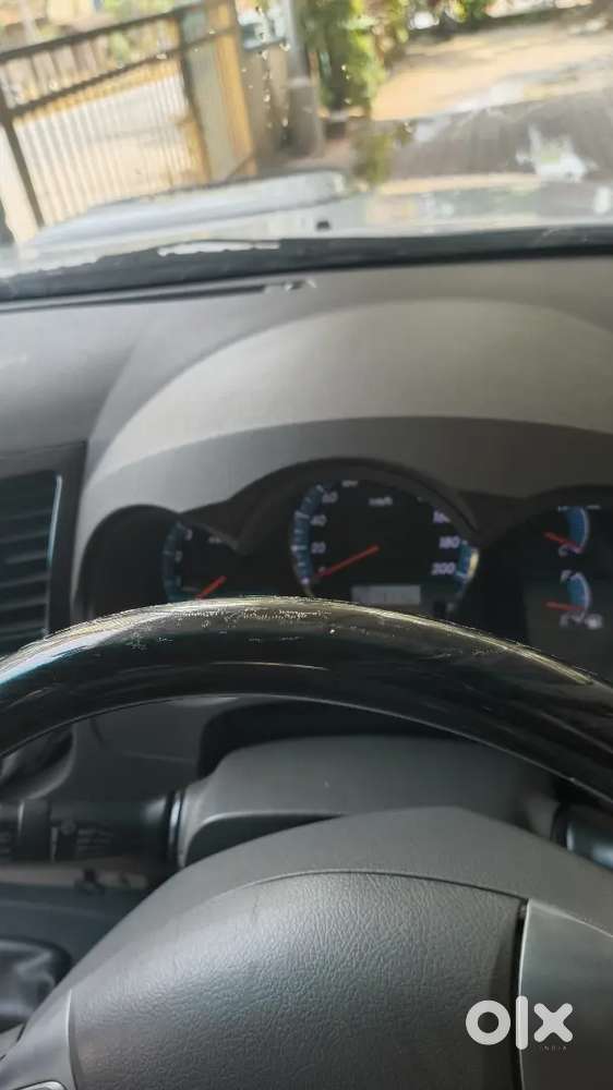 Toyota Fortuner 2013 Diesel 268000 Km Driven