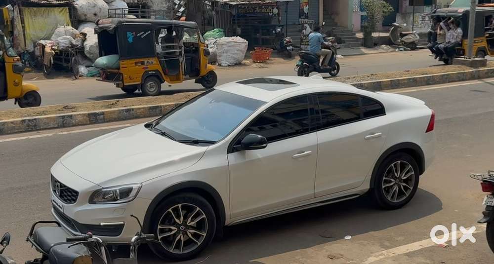 Volvo S60 Cross Country 2.4 Liter 5 Cylinder
