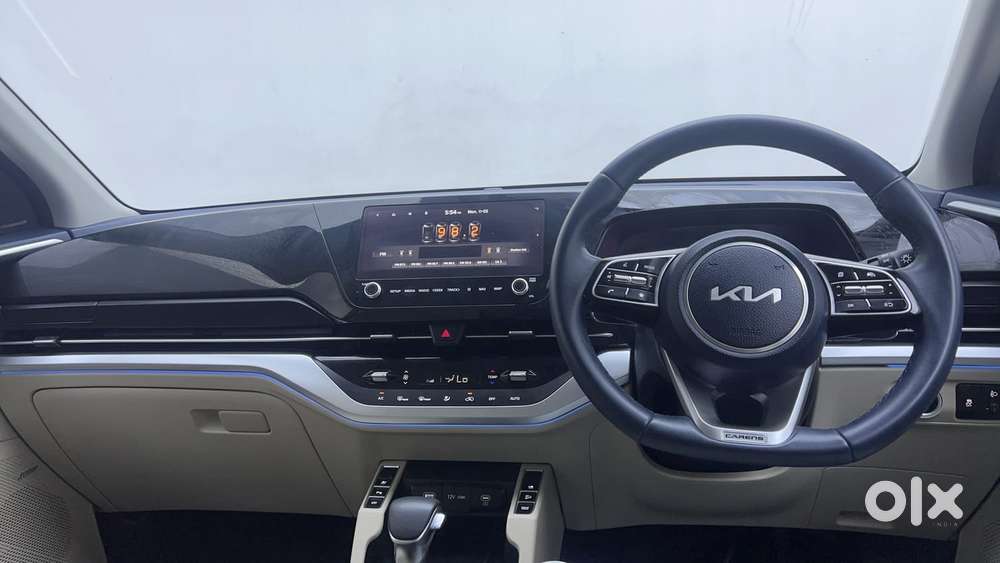 Kia Carens 1.4 Luxury Plus Dct 7 Str, 2022, Petrol
