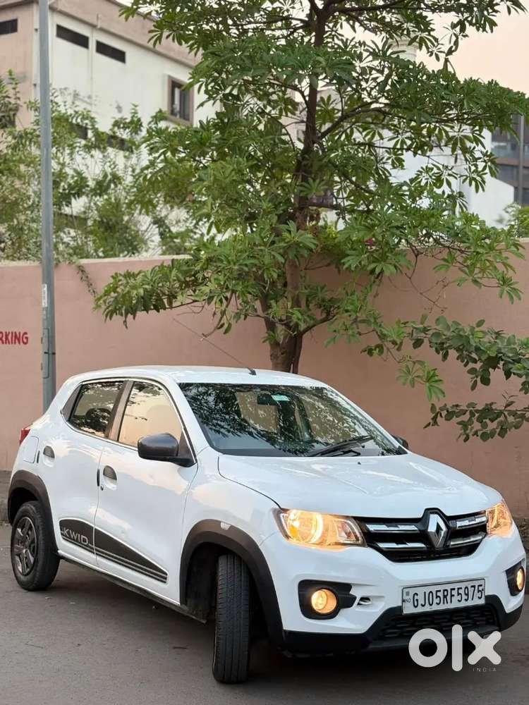 Renault Kwid Mint Condition 20+ Mileage, 25k Dp