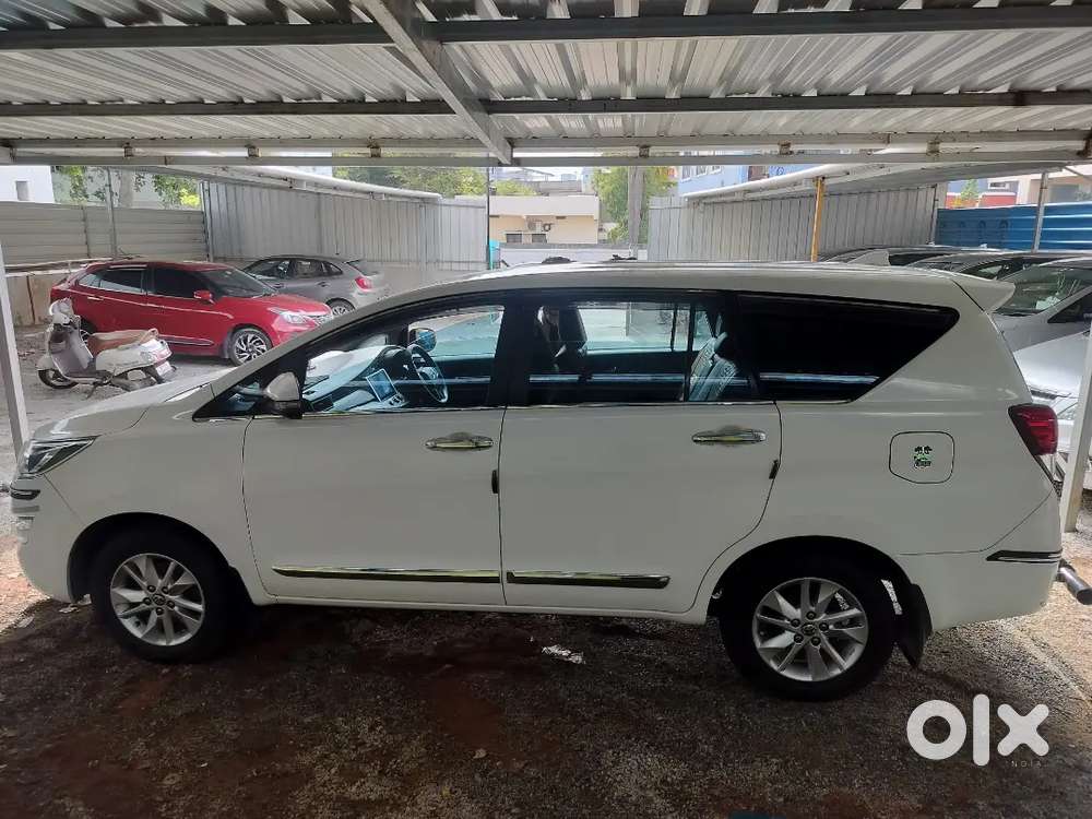 Toyota Innova Crysta 2018
