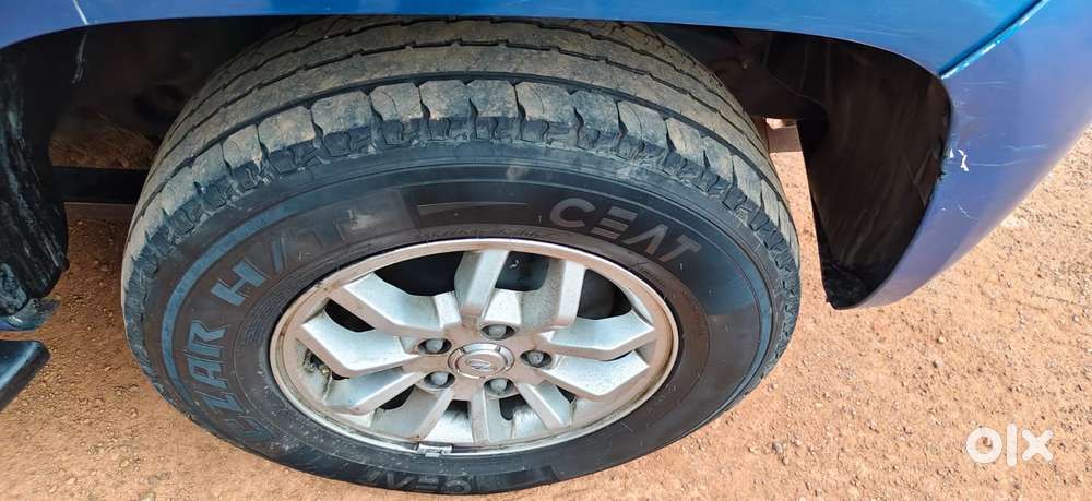 Mahindra Tuv 300 T8, 2016, Diesel