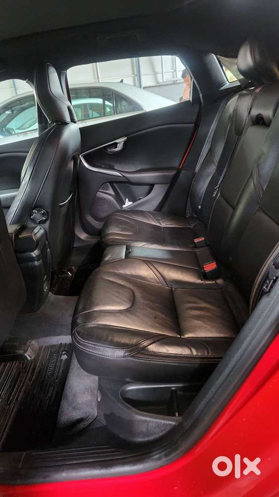 Volvo V40 Cross Country D3 Inscription, 2018, Diesel