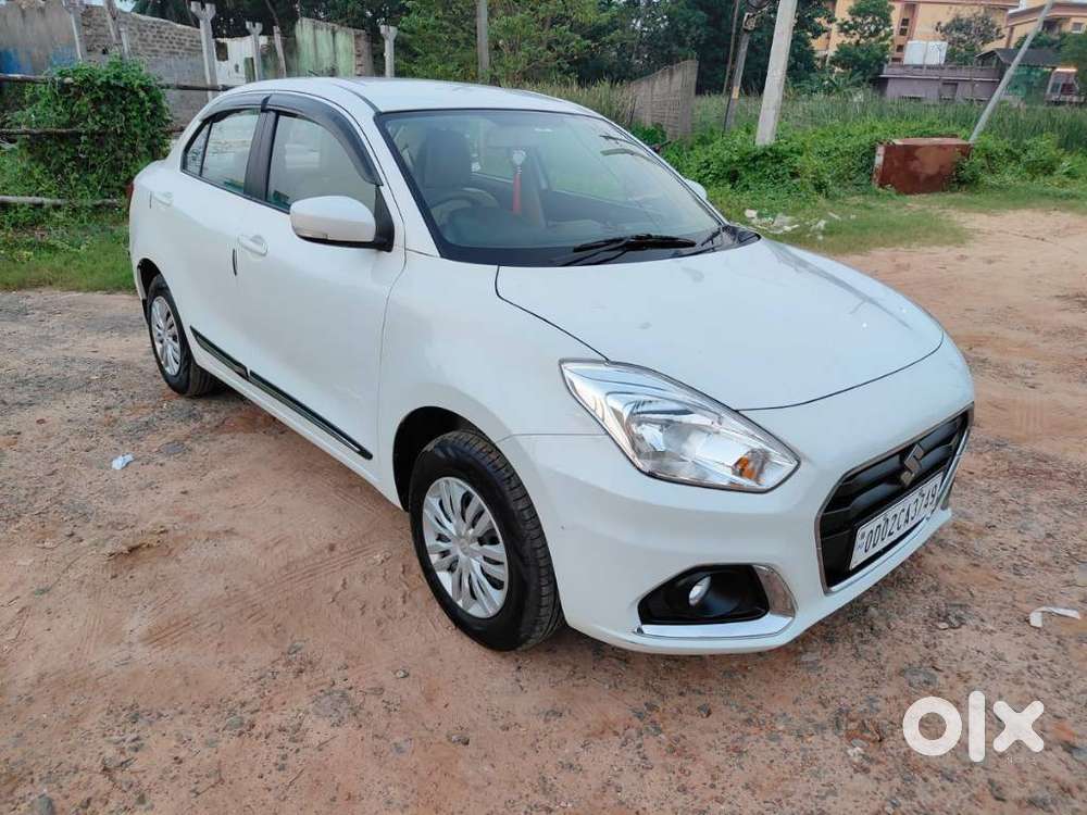 Maruti Suzuki Dzire 1.2 Vxi, 2022, Petrol