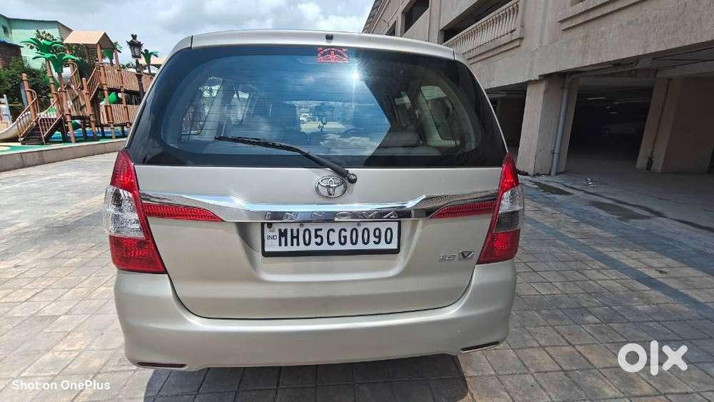 Toyota Innova 2.5 Ev (diesel) Ps 8 Seater Bs Iv, 2014, Diesel