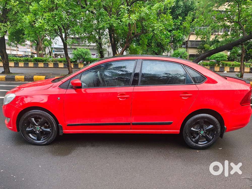 Skoda Rapid Elegance 2012