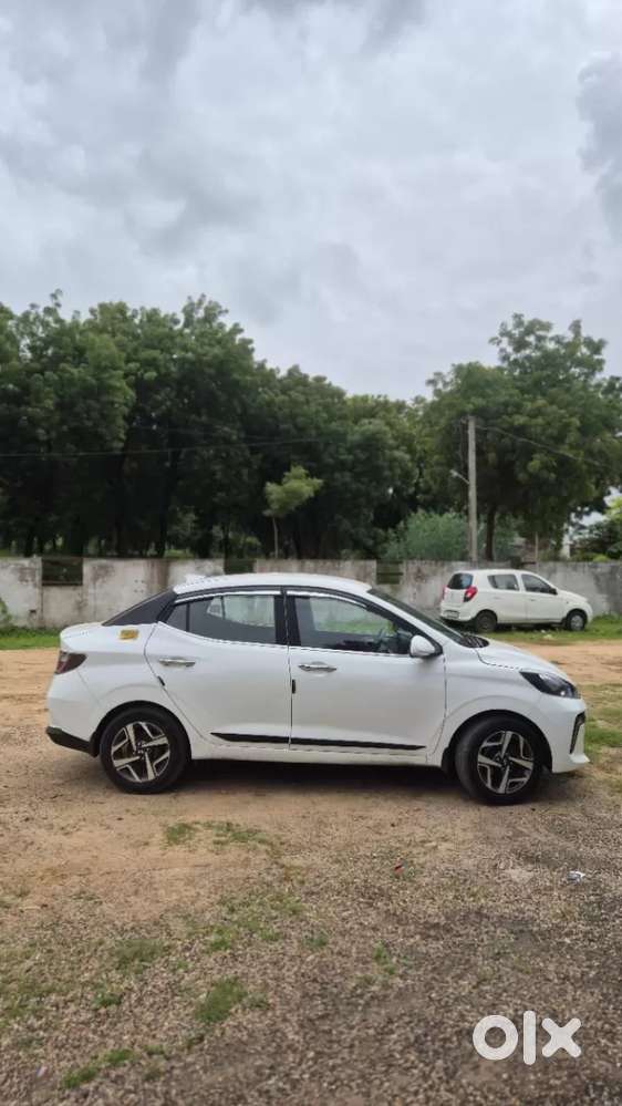 Hyundai Aura 1.2 Sx Cng, 2023, Cng & Hybrids