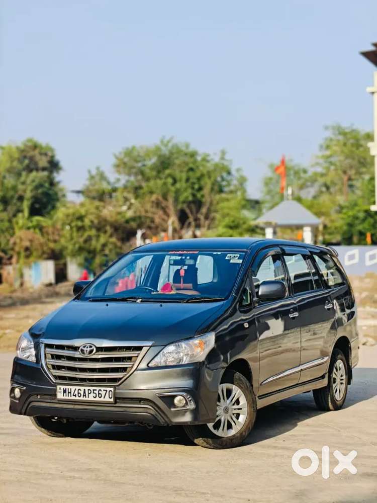 Toyota Innova 2.5 G 8-seater 2015