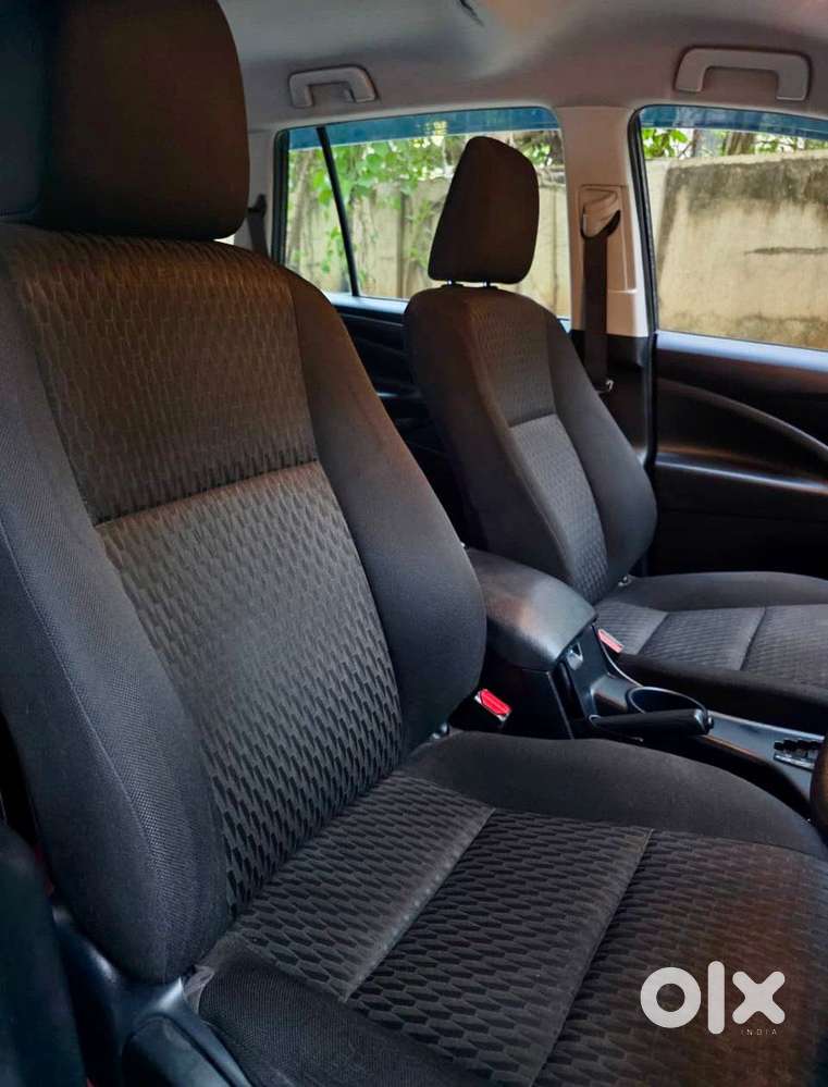Toyota Innova Crysta [2020-ongoing] 2.4 Gx At 7 Str, 2021, Diesel