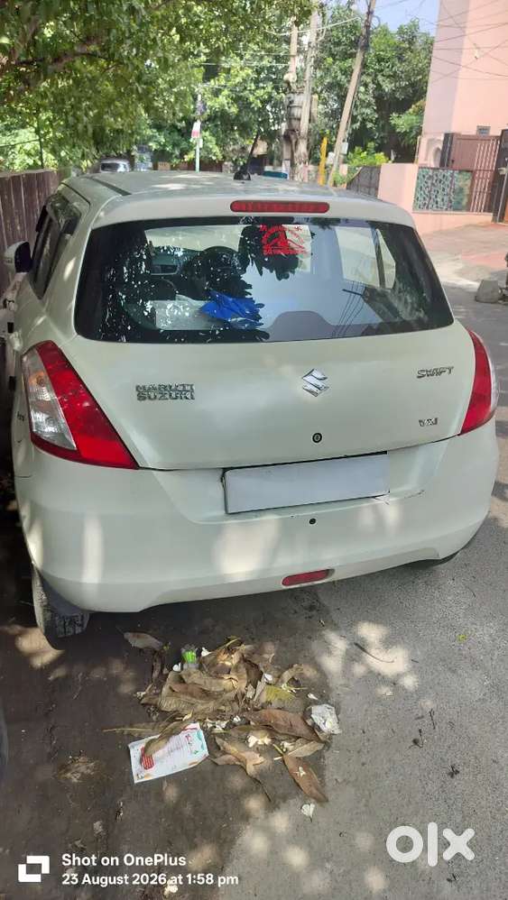 Maruti Suzuki Swift 2015 Petrol Well Maintained