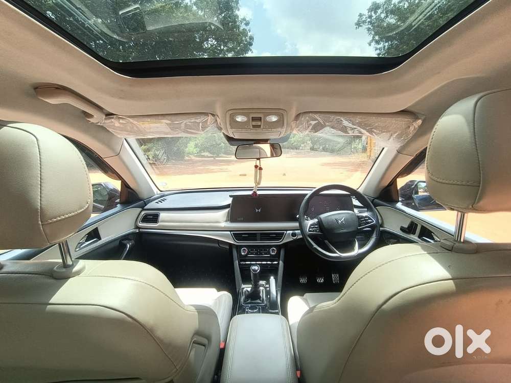 Mahindra Xuv700 2.2 Ax 7 Diesel Mt Str, 2022, Diesel