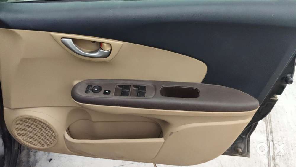 Honda Brio Vx At, 2013, Petrol