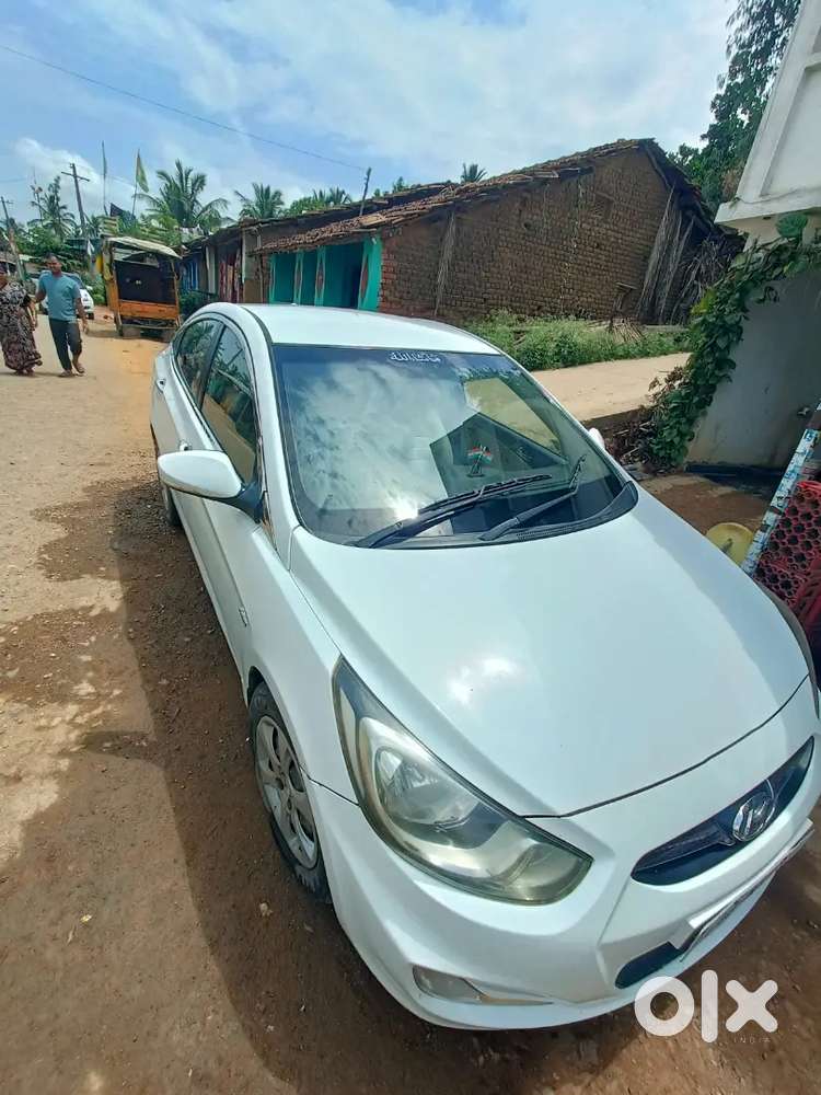 Hyundai Verna 2013 Diesel Well Maintained