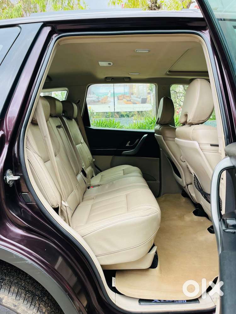 Mahindra Xuv500 At W10 Fwd, 2016, Diesel