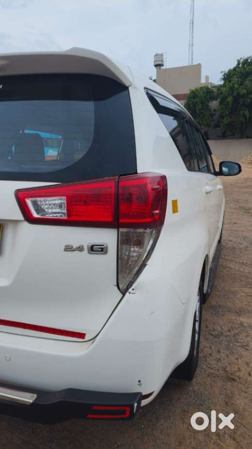 Toyota Innova Crysta 2.4 Gx Mt, 2017, Diesel