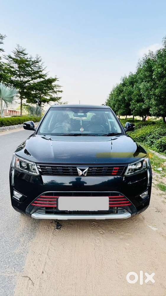 Mahindra Xuv300 Turbosport 2023 Petrol Well Maintained