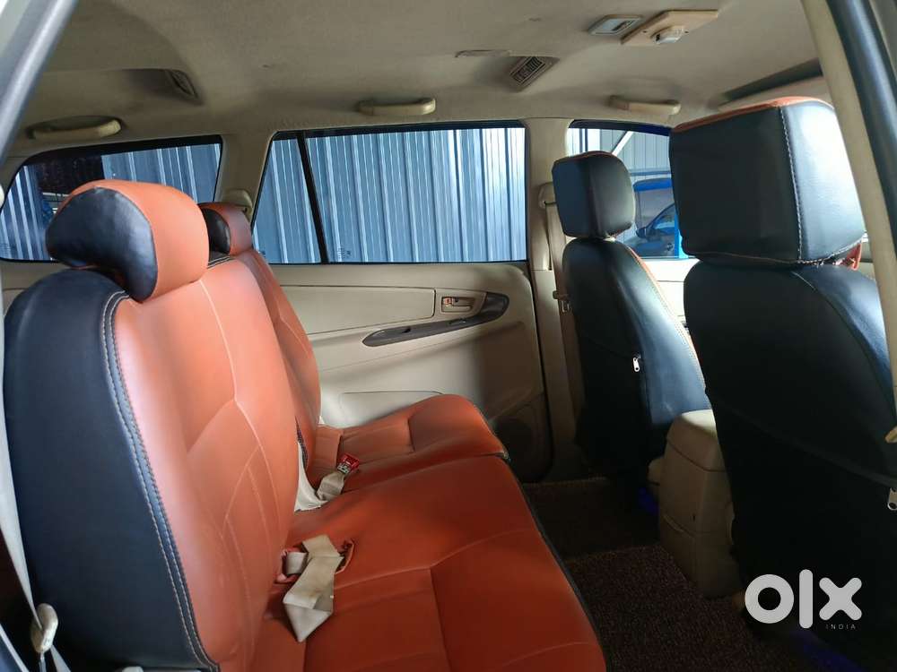 Toyota Innova 2009-2011 2.0 Gx 8 Str, 2010, Diesel