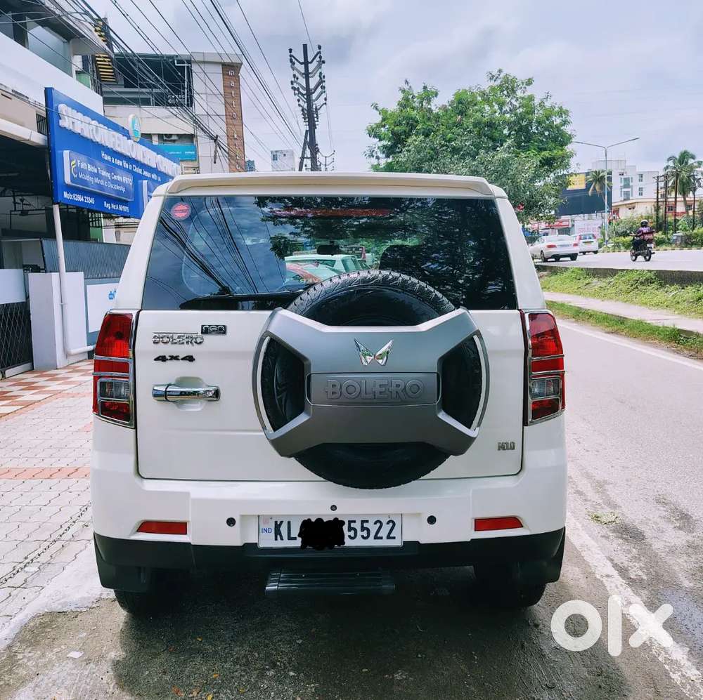 Mahindra Bolero Neo 2023 Diesel Well Maintained (top End)