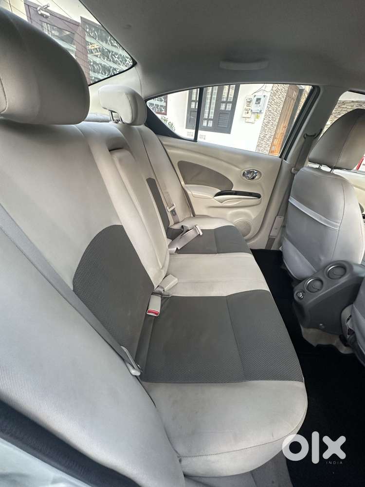 Renault Scala Rxl Petrol Automatic, 2014, Petrol