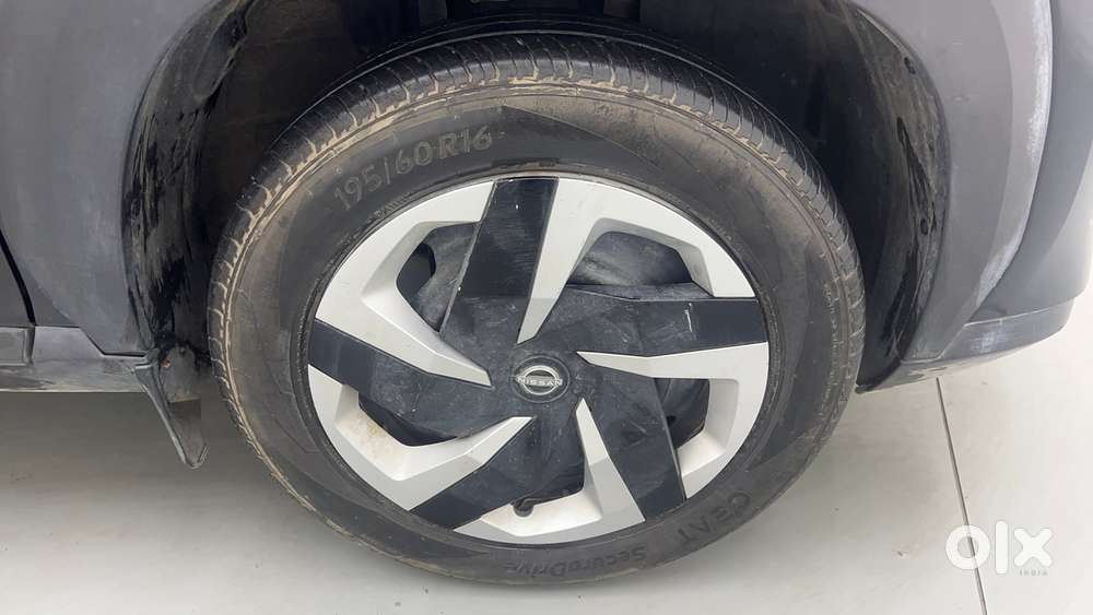 Nissan Magnite 1.0 Xl, 2023, Petrol