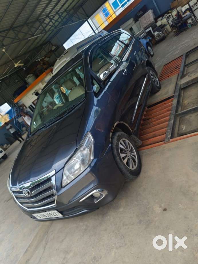 Toyota Innova 2.5 G (diesel) 7 Seater, 2015, Diesel