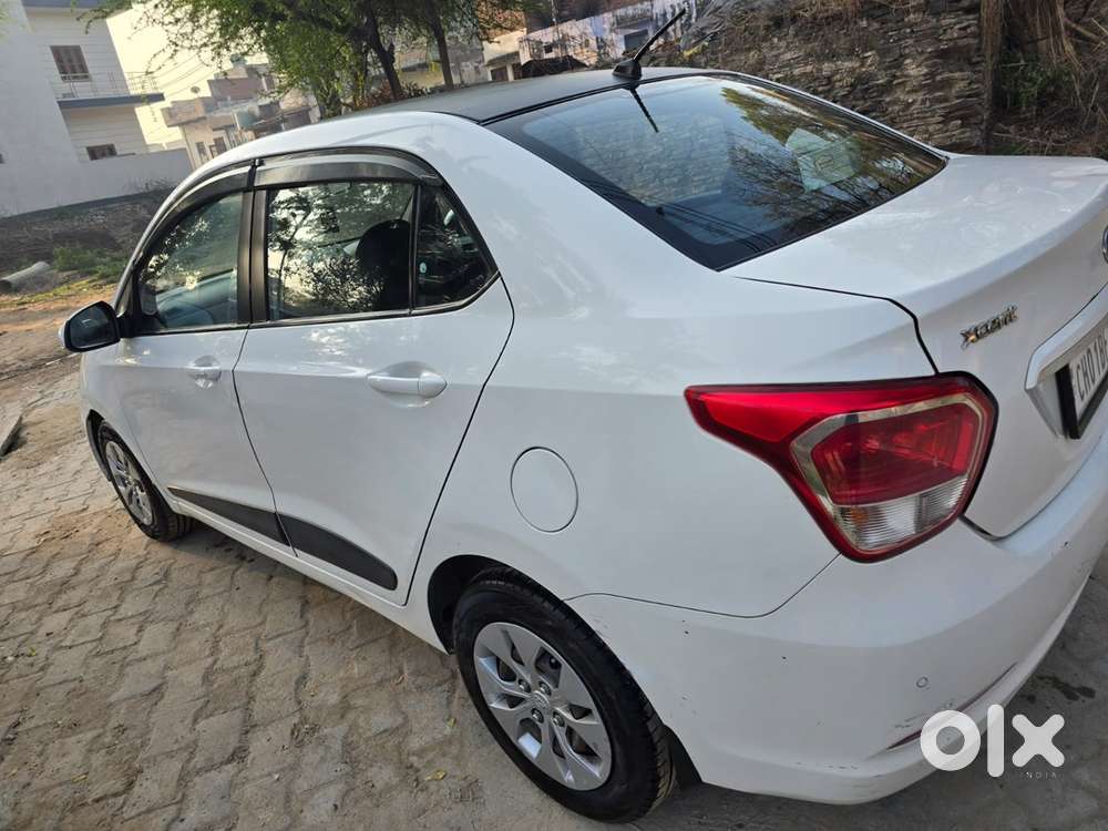 Hyundai Xcent 2016 Year