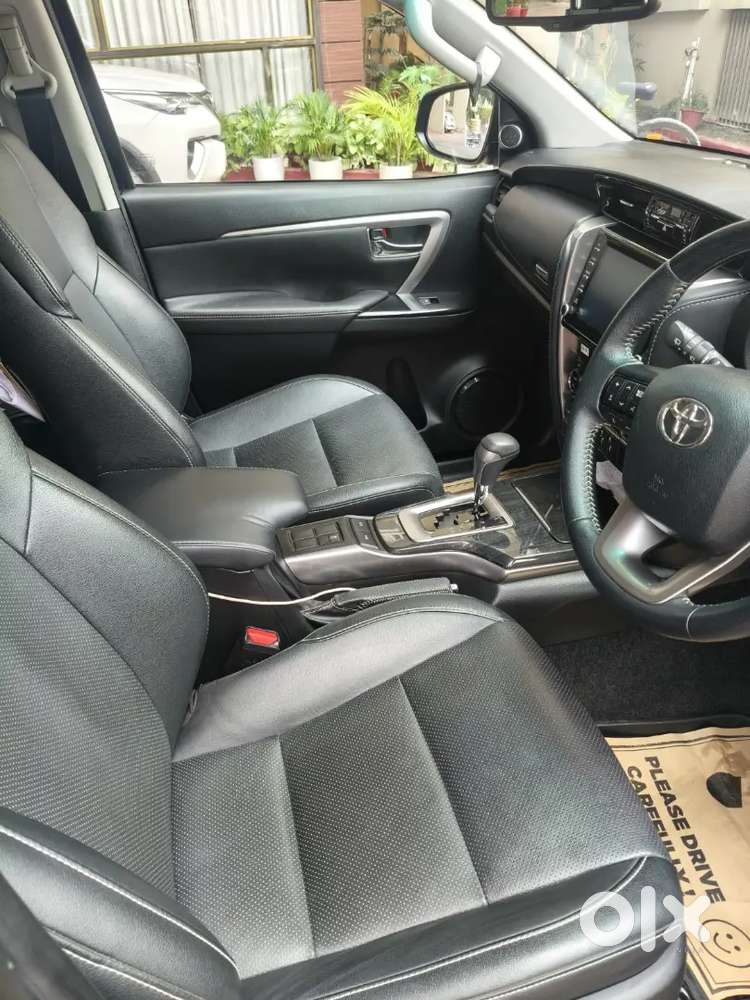 Toyota Fortuner 2025 Petrol Well Maintained. First Owner.
