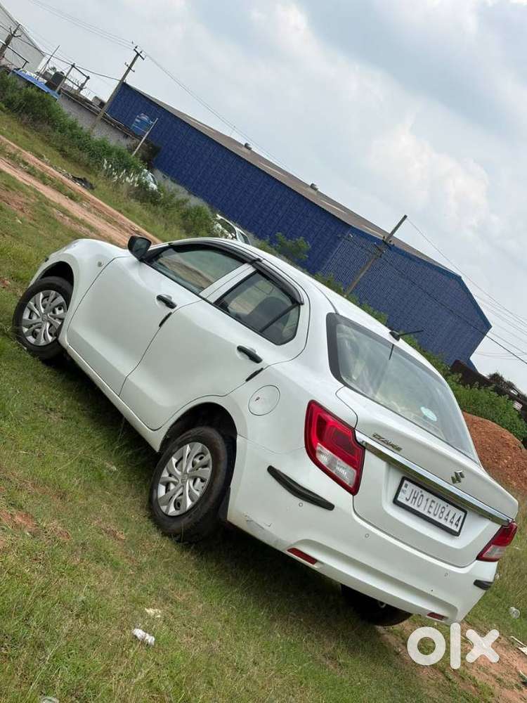 Maruti Suzuki Dzire 1.2 Lxi, 2022, Petrol