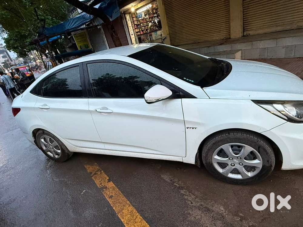 Hyundai Fluidic Verna