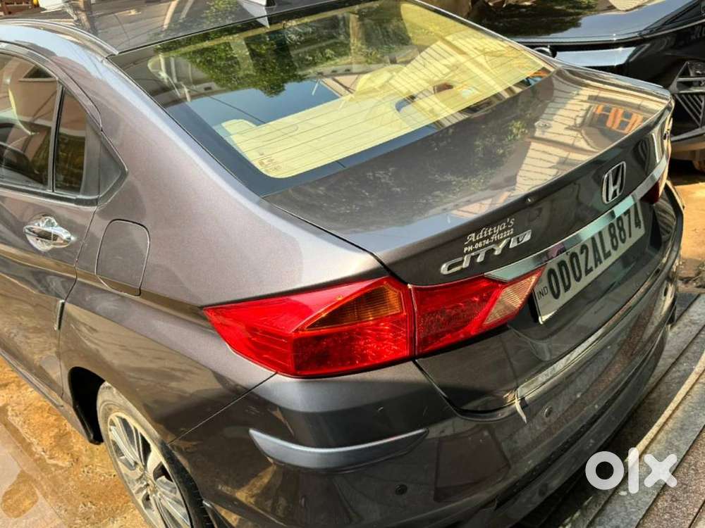 Honda City V Petrol (mt) (2017) Up For Sale. Self Driven & Maintained.