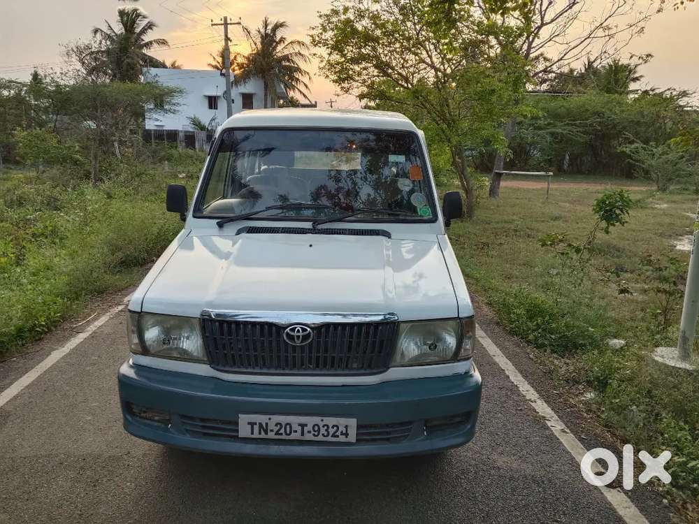 Toyota Qualis 2003 Diesel 193000 Km Driven