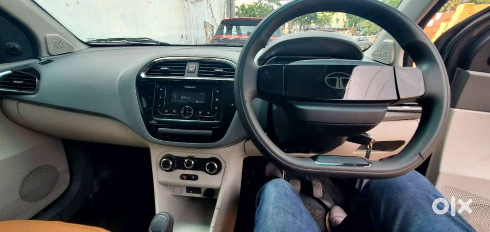 Tata Tiago 1.2 Revotron Xm, 2025, Petrol