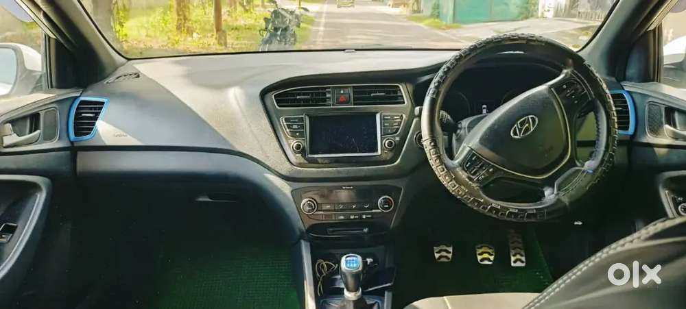 Hyundai I20 Active 22 Dec 2018 Petrol Top Model 74000 Km Driven