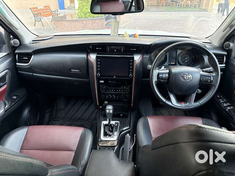 Toyota Fortuner Legender 4x4 At 2.8, 2025, Diesel