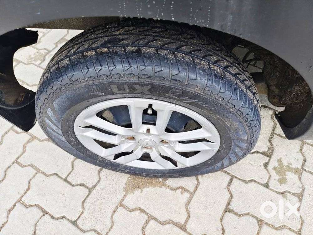 Renault Triber Rxl, 2022, Petrol
