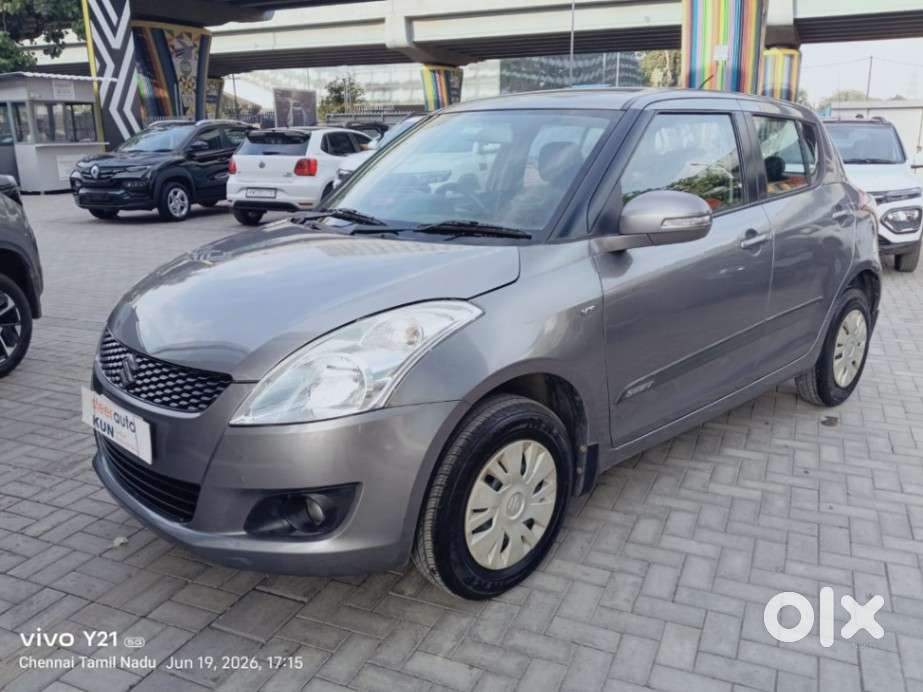Maruti Suzuki Swift Vxi, 2012, Petrol