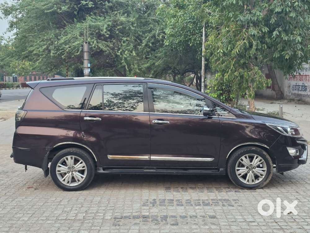 Toyota Innova Crysta 2019