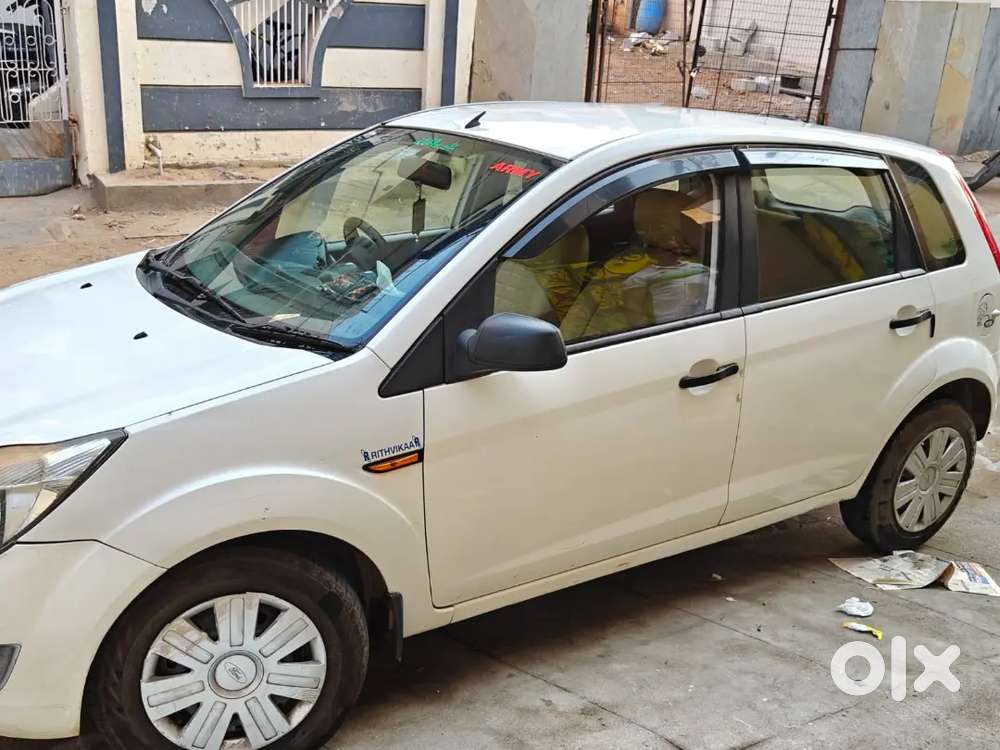 Ford Figo 2011 Petrol 100000 Km Driven