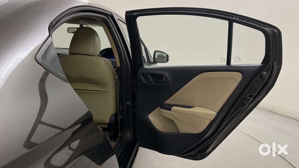 Honda City I-vtec Sv, 2016, Petrol