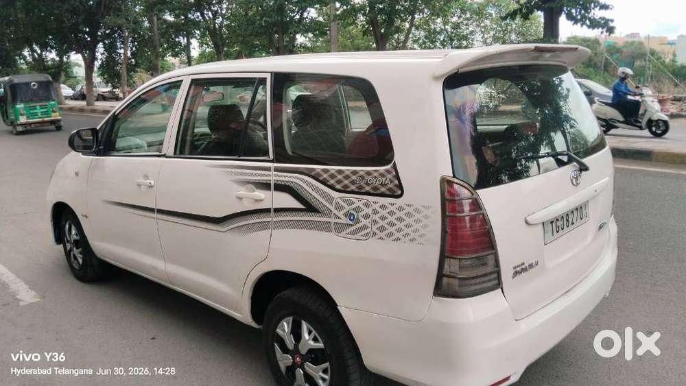 Toyota Innova 2.5 Z Diesel 7 Seater, 2007, Diesel