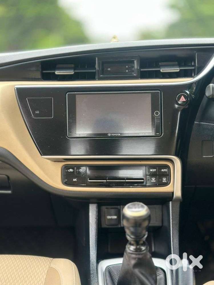 Toyota Corolla Altis