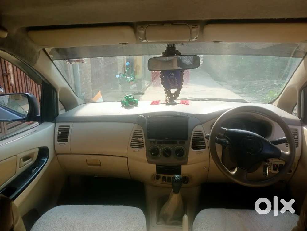 Toyota Innova 2008 Diesel 190000 Km Driven But Without Power Steering