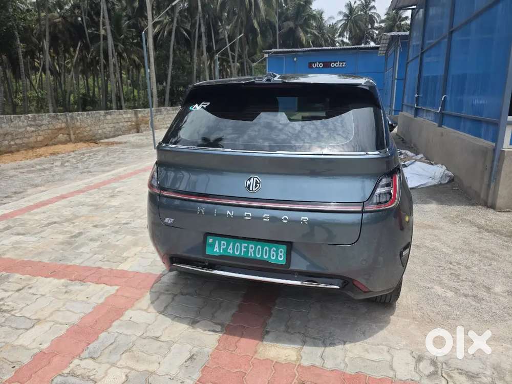 Mg Windsor Ev Essence 2025