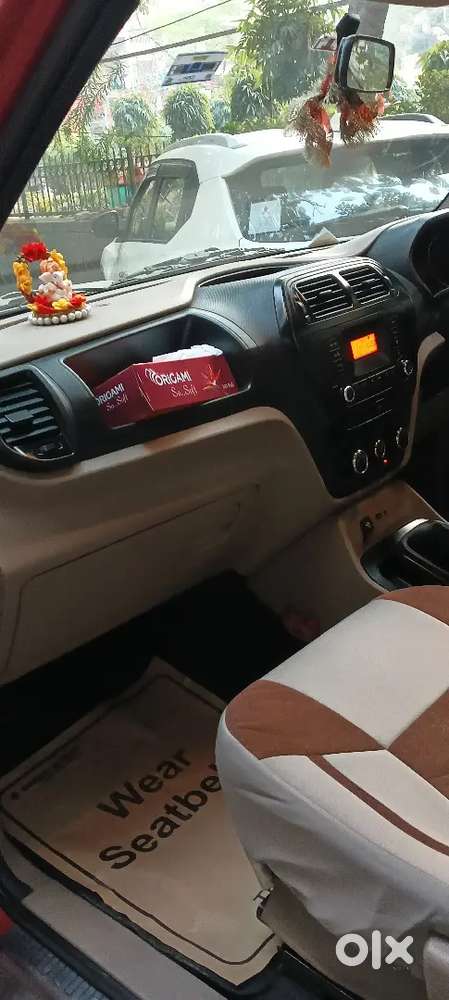 Mahindra Tuv 300 2017